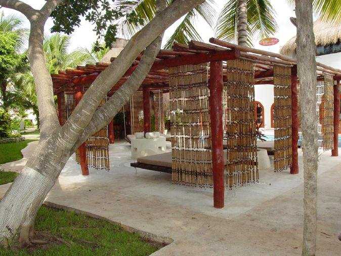 Hanging Beds near the Main Lobby