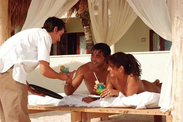 Beach Bar Service